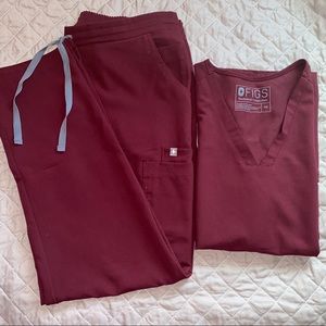 Figs Burgundy set
